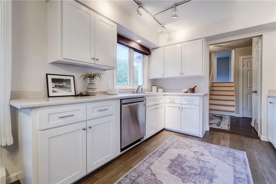 1 Mill Valley Rd, Perinton, New York 14534, Perinton, New York 14534, 5 Bedrooms Bedrooms, 9 Rooms Rooms,2 BathroomsBathrooms,Residential,Closed,1 Mill Valley Rd, Perinton, New York 14534,0,R1637940