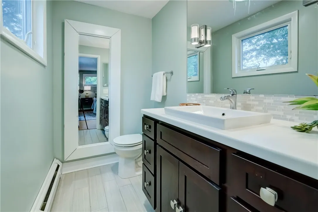 1 Mill Valley Rd, Perinton, New York 14534, Perinton, New York 14534, 5 Bedrooms Bedrooms, 9 Rooms Rooms,2 BathroomsBathrooms,Residential,Closed,1 Mill Valley Rd, Perinton, New York 14534,0,R1637940