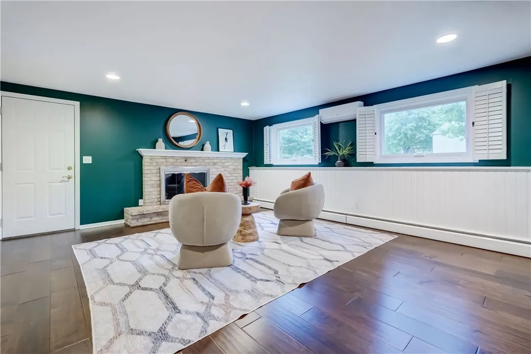 1 Mill Valley Rd, Perinton, New York 14534, Perinton, New York 14534, 5 Bedrooms Bedrooms, 9 Rooms Rooms,2 BathroomsBathrooms,Residential,Closed,1 Mill Valley Rd, Perinton, New York 14534,0,R1637940