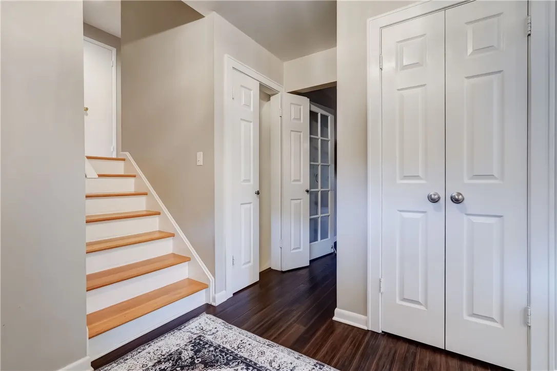 1 Mill Valley Rd, Perinton, New York 14534, Perinton, New York 14534, 5 Bedrooms Bedrooms, 9 Rooms Rooms,2 BathroomsBathrooms,Residential,Closed,1 Mill Valley Rd, Perinton, New York 14534,0,R1637940