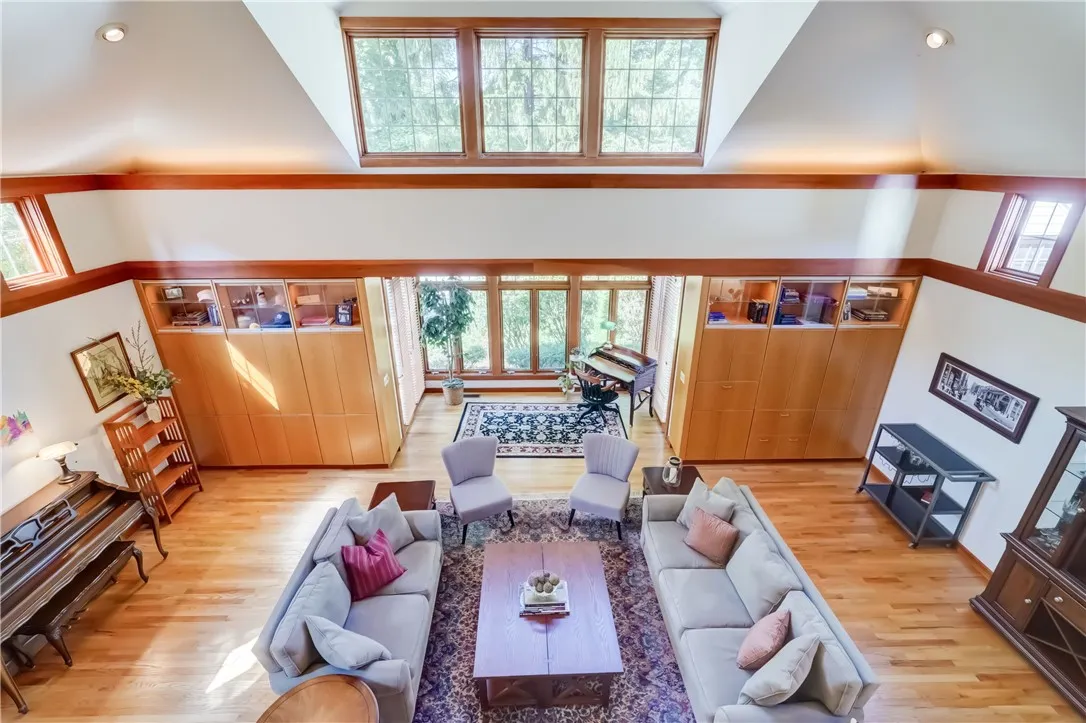 77 Eastland Avenue, Brighton, New York 14618, Brighton, New York 14618, 3 Bedrooms Bedrooms, 8 Rooms Rooms,2 BathroomsBathrooms,Residential,Closed,77 Eastland Avenue, Brighton, New York 14618,0,R1632787