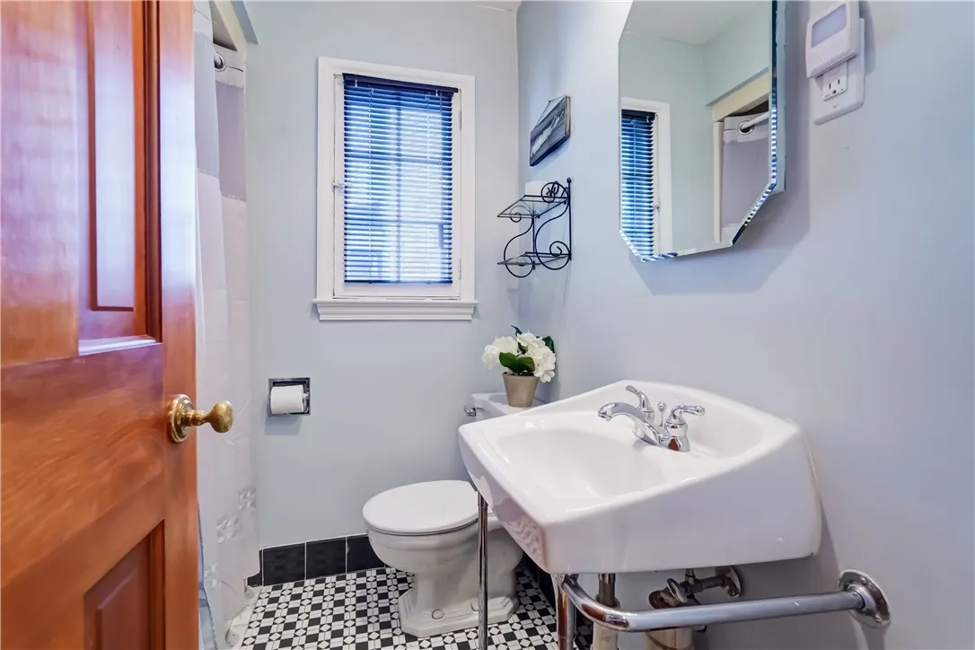 77 Eastland Avenue, Brighton, New York 14618, Brighton, New York 14618, 3 Bedrooms Bedrooms, 8 Rooms Rooms,2 BathroomsBathrooms,Residential,Closed,77 Eastland Avenue, Brighton, New York 14618,0,R1632787