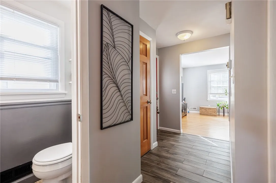 250 Ridgewood Road, Greece, New York 14626, Greece, New York 14626, 4 Bedrooms Bedrooms, 7 Rooms Rooms,1 BathroomBathrooms,Residential,Closed,250 Ridgewood Road, Greece, New York 14626,0,R1639542