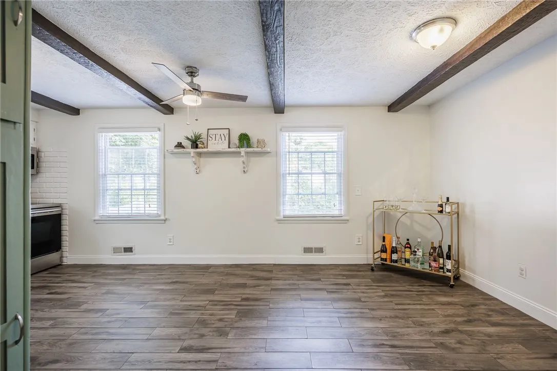 250 Ridgewood Road, Greece, New York 14626, Greece, New York 14626, 4 Bedrooms Bedrooms, 7 Rooms Rooms,1 BathroomBathrooms,Residential,Closed,250 Ridgewood Road, Greece, New York 14626,0,R1639542