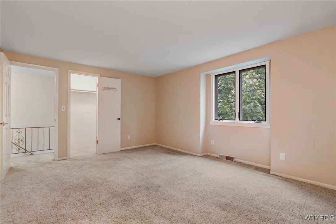 2nd full bedroom w gas fireplace.