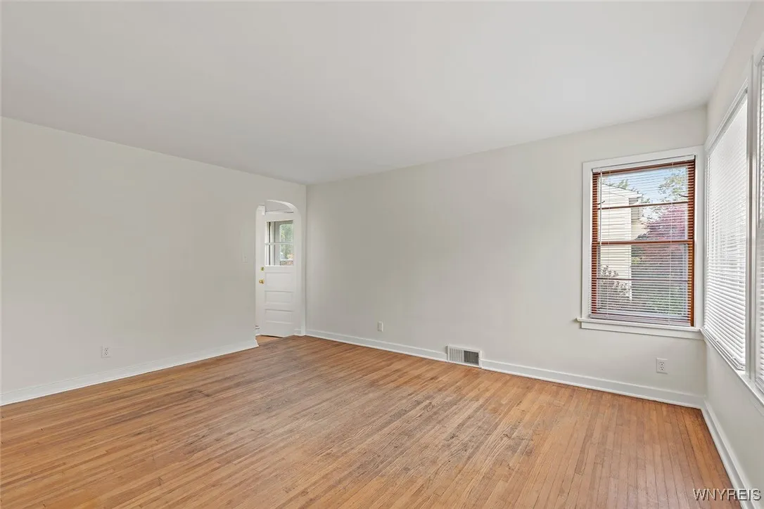 2002 Transit Road, West Seneca, New York 14224, West Seneca, New York 14224, 3 Bedrooms Bedrooms, 6 Rooms Rooms,1 BathroomBathrooms,Residential,For Sale,2002 Transit Road, West Seneca, New York 14224,0,B1639798 2002 Transit Road, West Seneca, New York 14224, West Seneca, New York 14224, 3 Bedrooms Bedrooms, 6 Rooms Rooms,1 BathroomBathrooms,Residential,For Sale,2002 Transit Road, West Seneca, New York 14224,0,B1639798
