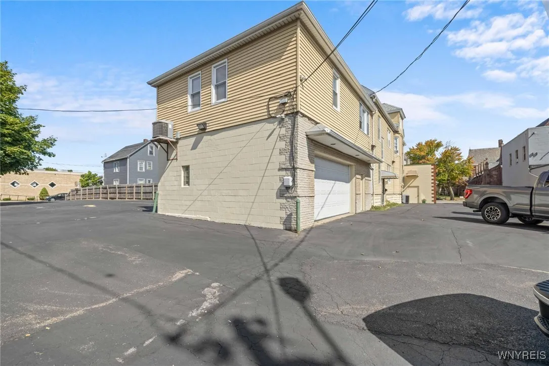 1975 Seneca Street, Buffalo, New York 14210, Buffalo, New York 14210, ,Commercial Sale,For Sale,1975 Seneca Street, Buffalo, New York 14210,0,B1639363