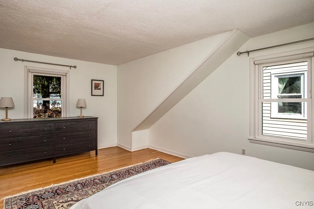 211 Hunt Drive, Manlius, New York 13066, Manlius, New York 13066, 3 Bedrooms Bedrooms, 6 Rooms Rooms,2 BathroomsBathrooms,Residential,Closed,211 Hunt Drive, Manlius, New York 13066,0,S1638436