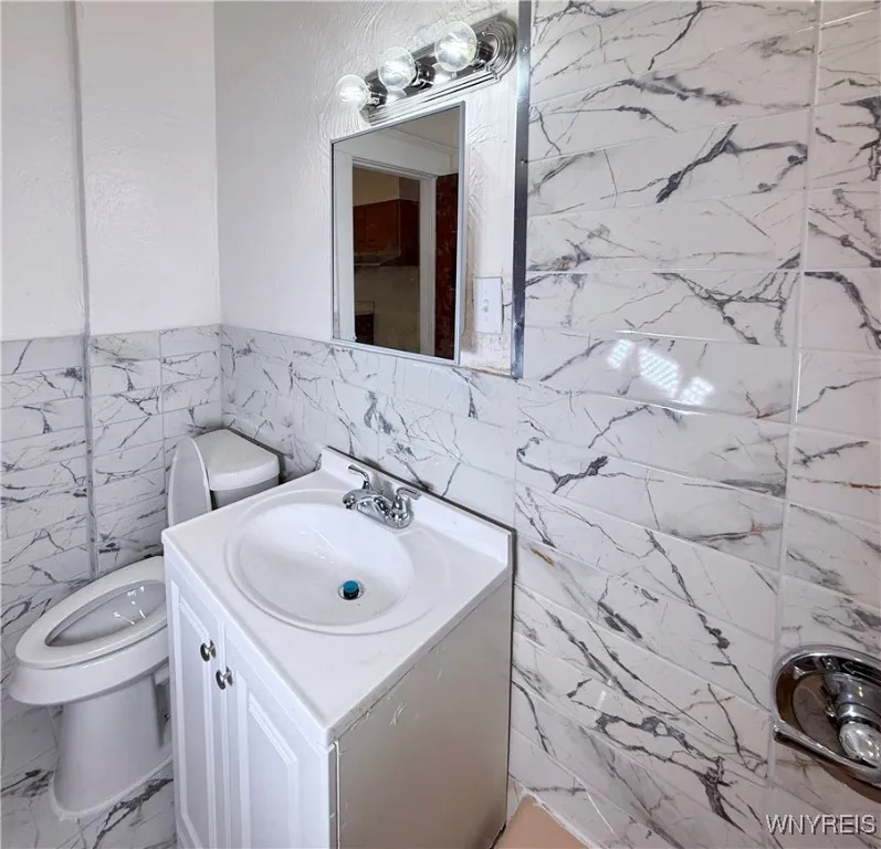 49 Erb Street, Buffalo, New York 14215, Buffalo, New York 14215, 3 Bedrooms Bedrooms, 7 Rooms Rooms,1 BathroomBathrooms,Residential,Closed,49 Erb Street, Buffalo, New York 14215,0,B1640263