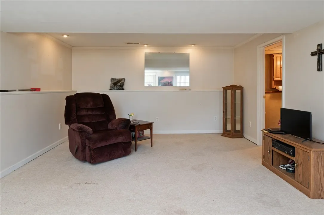 1531 Elderberry Circle, Walworth, New York 14568, Walworth, New York 14568, 3 Bedrooms Bedrooms, 7 Rooms Rooms,1 BathroomBathrooms,Residential,Closed,1531 Elderberry Circle, Walworth, New York 14568,0,R1640185