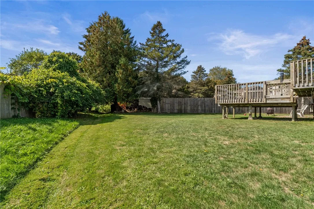 1531 Elderberry Circle, Walworth, New York 14568, Walworth, New York 14568, 3 Bedrooms Bedrooms, 7 Rooms Rooms,1 BathroomBathrooms,Residential,Closed,1531 Elderberry Circle, Walworth, New York 14568,0,R1640185