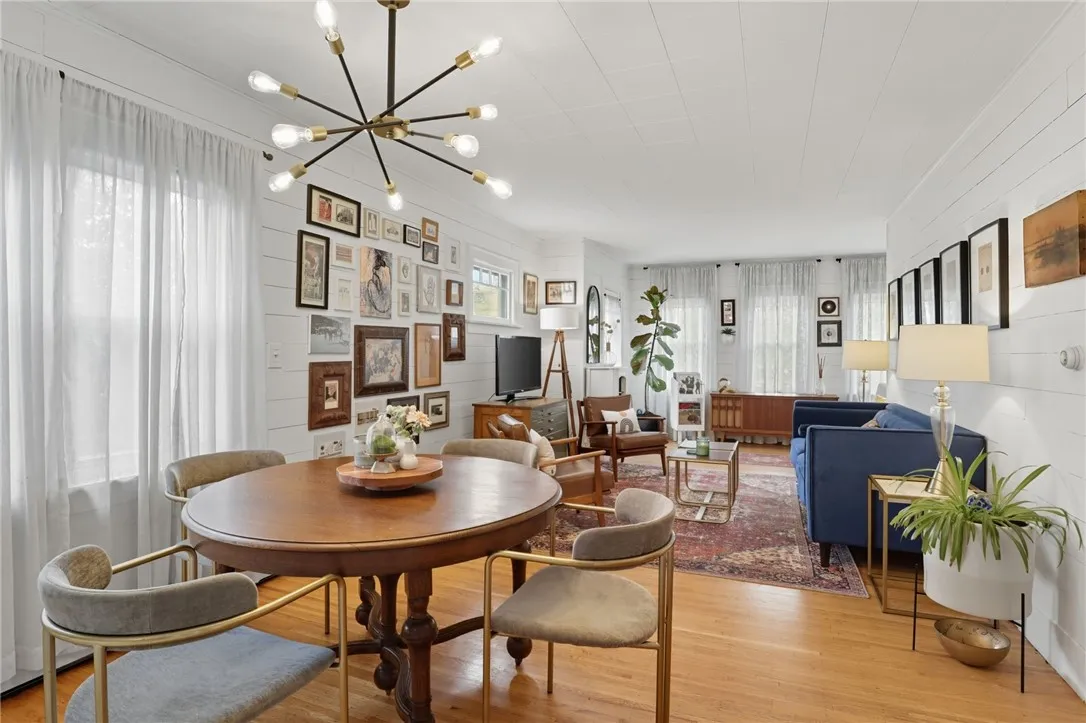 162 Chestnut Ridge Road, Chili, New York 14624, Chili, New York 14624, 3 Bedrooms Bedrooms, 7 Rooms Rooms,2 BathroomsBathrooms,Residential,Closed,162 Chestnut Ridge Road, Chili, New York 14624,0,R1637937
