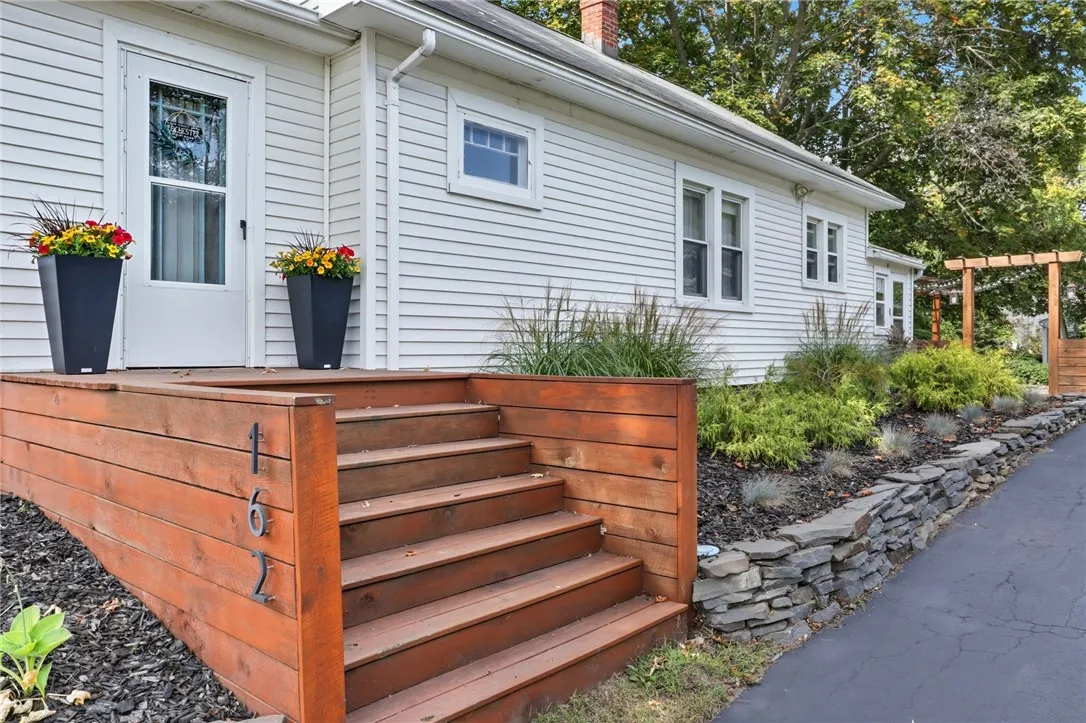 162 Chestnut Ridge Road, Chili, New York 14624, Chili, New York 14624, 3 Bedrooms Bedrooms, 7 Rooms Rooms,2 BathroomsBathrooms,Residential,Closed,162 Chestnut Ridge Road, Chili, New York 14624,0,R1637937
