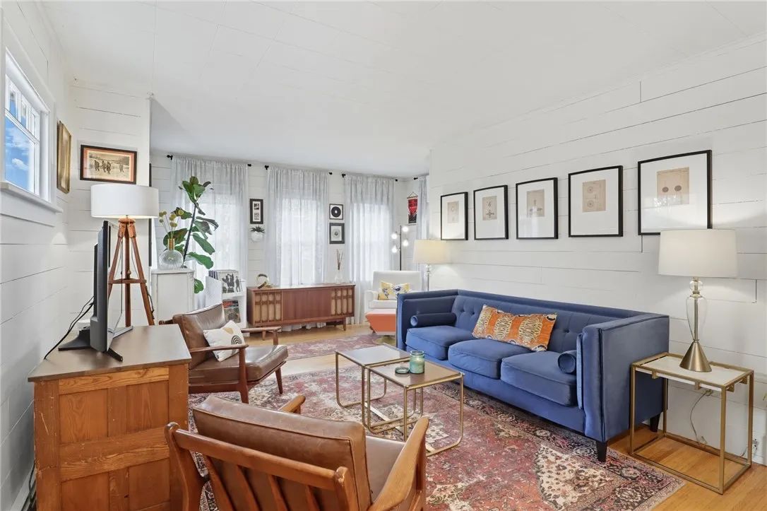 162 Chestnut Ridge Road, Chili, New York 14624, Chili, New York 14624, 3 Bedrooms Bedrooms, 7 Rooms Rooms,2 BathroomsBathrooms,Residential,Closed,162 Chestnut Ridge Road, Chili, New York 14624,0,R1637937