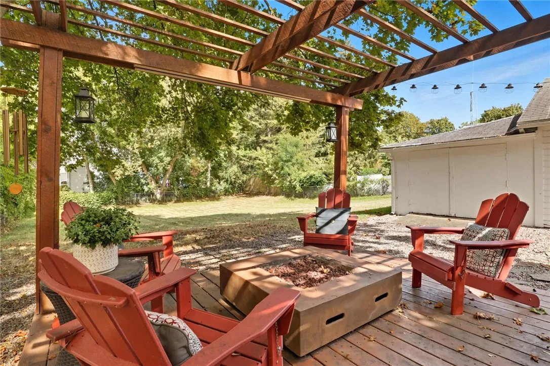 162 Chestnut Ridge Road, Chili, New York 14624, Chili, New York 14624, 3 Bedrooms Bedrooms, 7 Rooms Rooms,2 BathroomsBathrooms,Residential,Closed,162 Chestnut Ridge Road, Chili, New York 14624,0,R1637937