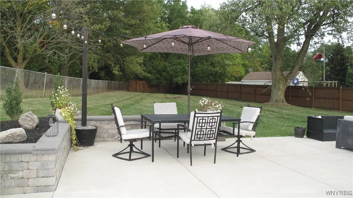 4963 Sunset Drive, Lockport Town, New York 14094, Lockport Town, New York 14094, 3 Bedrooms Bedrooms, 6 Rooms Rooms,1 BathroomBathrooms,Residential,Closed,4963 Sunset Drive, Lockport Town, New York 14094,0,B1640209