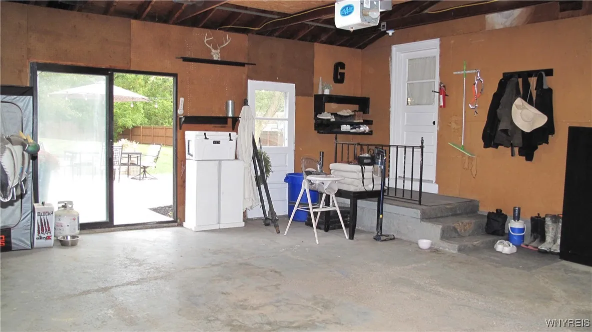 4963 Sunset Drive, Lockport Town, New York 14094, Lockport Town, New York 14094, 3 Bedrooms Bedrooms, 6 Rooms Rooms,1 BathroomBathrooms,Residential,Closed,4963 Sunset Drive, Lockport Town, New York 14094,0,B1640209