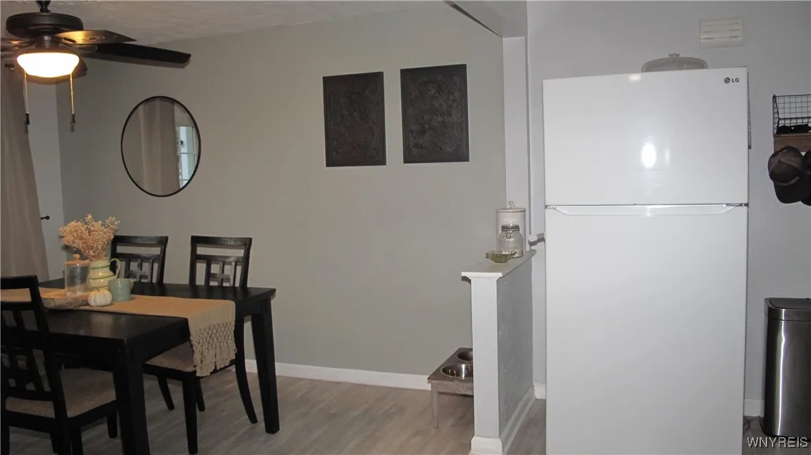 4963 Sunset Drive, Lockport Town, New York 14094, Lockport Town, New York 14094, 3 Bedrooms Bedrooms, 6 Rooms Rooms,1 BathroomBathrooms,Residential,Closed,4963 Sunset Drive, Lockport Town, New York 14094,0,B1640209