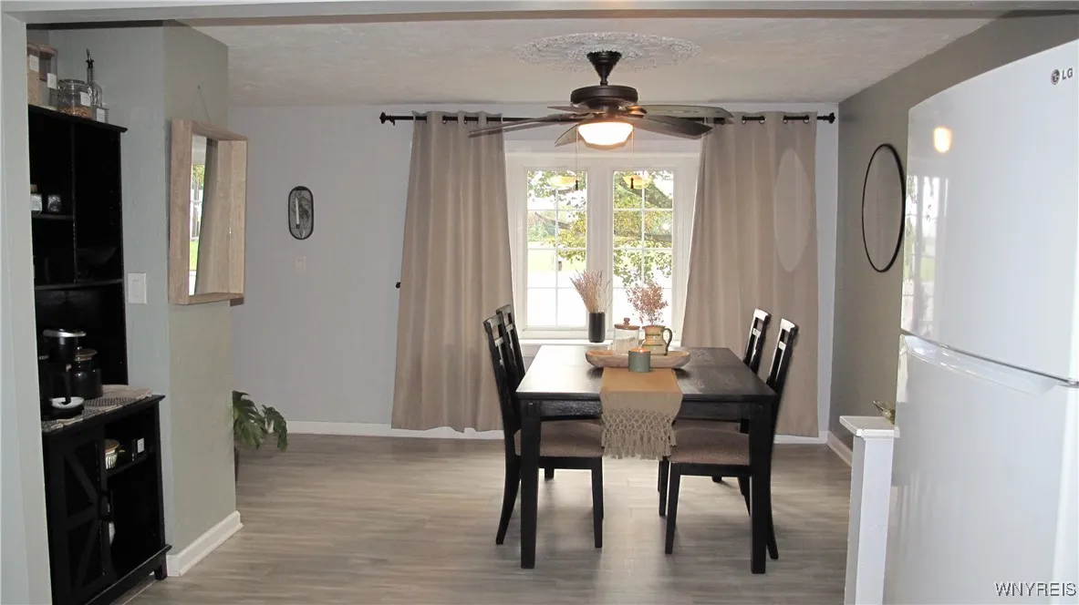 4963 Sunset Drive, Lockport Town, New York 14094, Lockport Town, New York 14094, 3 Bedrooms Bedrooms, 6 Rooms Rooms,1 BathroomBathrooms,Residential,Closed,4963 Sunset Drive, Lockport Town, New York 14094,0,B1640209