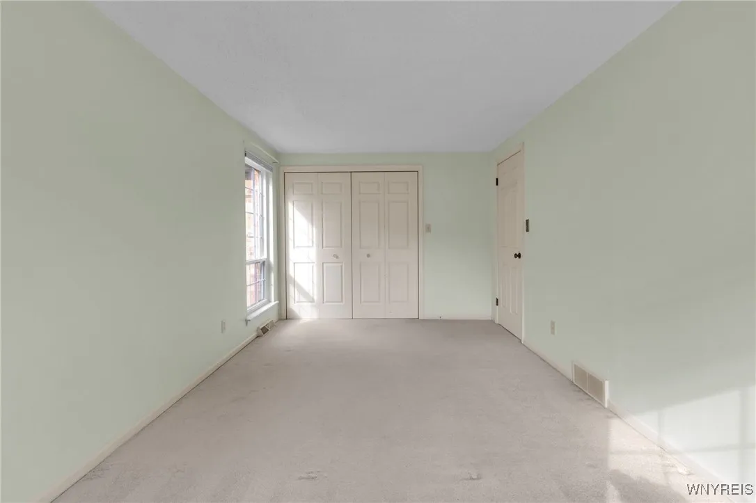 61 Wedgewood Drive, Amherst, New York 14221, Amherst, New York 14221, 3 Bedrooms Bedrooms, 7 Rooms Rooms,2 BathroomsBathrooms,Residential,For Sale,61 Wedgewood Drive, Amherst, New York 14221,0,B1640140