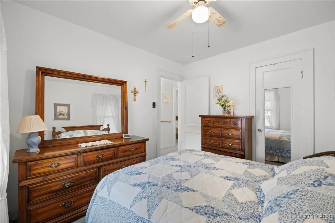 2475 La Salle Avenue, Niagara Falls, New York 1430, Niagara Falls, New York 14301, 3 Bedrooms Bedrooms, 5 Rooms Rooms,2 BathroomsBathrooms,Residential,For Sale,2475 La Salle Avenue, Niagara Falls, New York 1430,0,B1640210