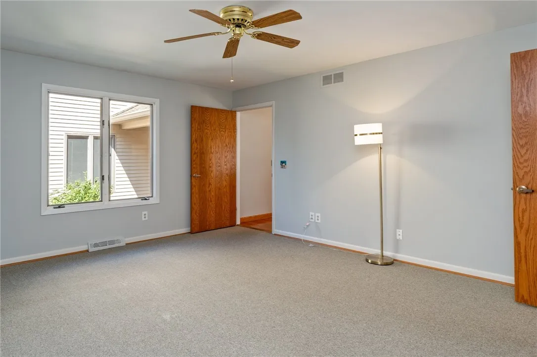 FIRST FLOOR PRIMARY  BEDROOM