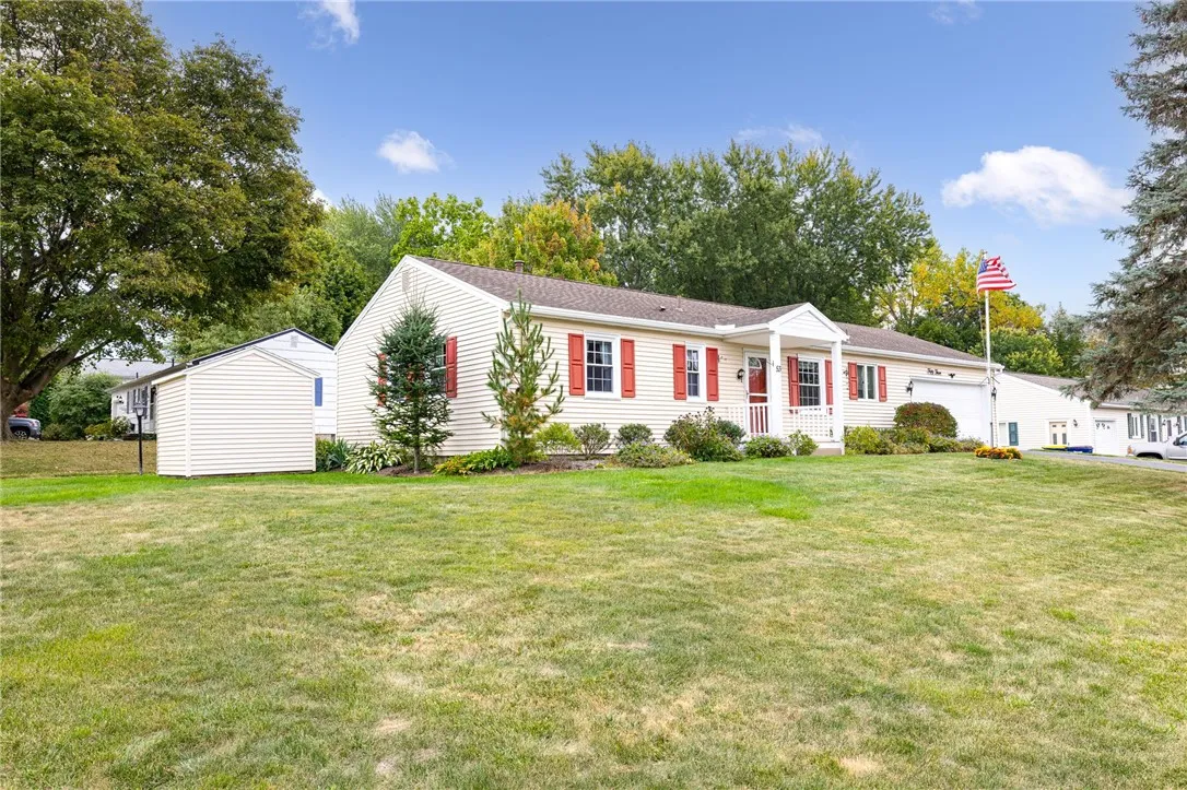 53 Campfire Road South, Henrietta, New York 14467, Henrietta, New York 14467, 3 Bedrooms Bedrooms, 5 Rooms Rooms,1 BathroomBathrooms,Residential,Closed,53 Campfire Road South, Henrietta, New York 14467,0,R1635298