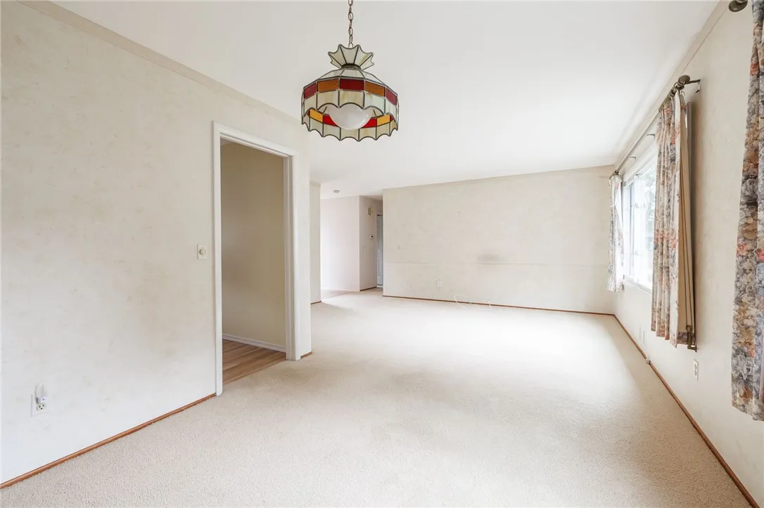 53 Campfire Road South, Henrietta, New York 14467, Henrietta, New York 14467, 3 Bedrooms Bedrooms, 5 Rooms Rooms,1 BathroomBathrooms,Residential,Closed,53 Campfire Road South, Henrietta, New York 14467,0,R1635298