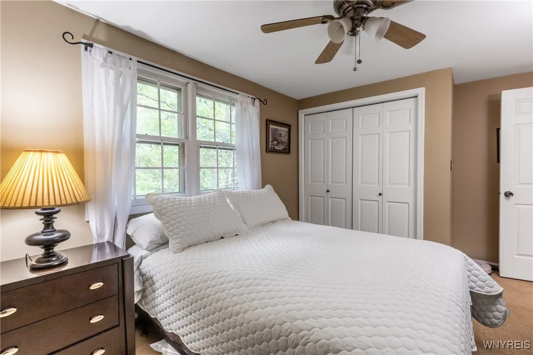73 Treebrooke Court, Amherst, New York 14221, Amherst, New York 14221, 4 Bedrooms Bedrooms, 9 Rooms Rooms,2 BathroomsBathrooms,Residential,For Sale,73 Treebrooke Court, Amherst, New York 14221,0,B1638451