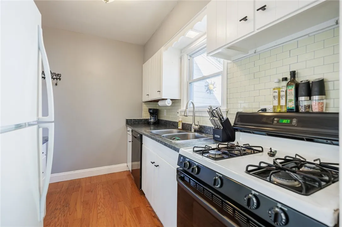 126 Cabot Road, Greece, New York 14626, Greece, New York 14626, 3 Bedrooms Bedrooms, 6 Rooms Rooms,1 BathroomBathrooms,Residential,Closed,126 Cabot Road, Greece, New York 14626,0,R1635284