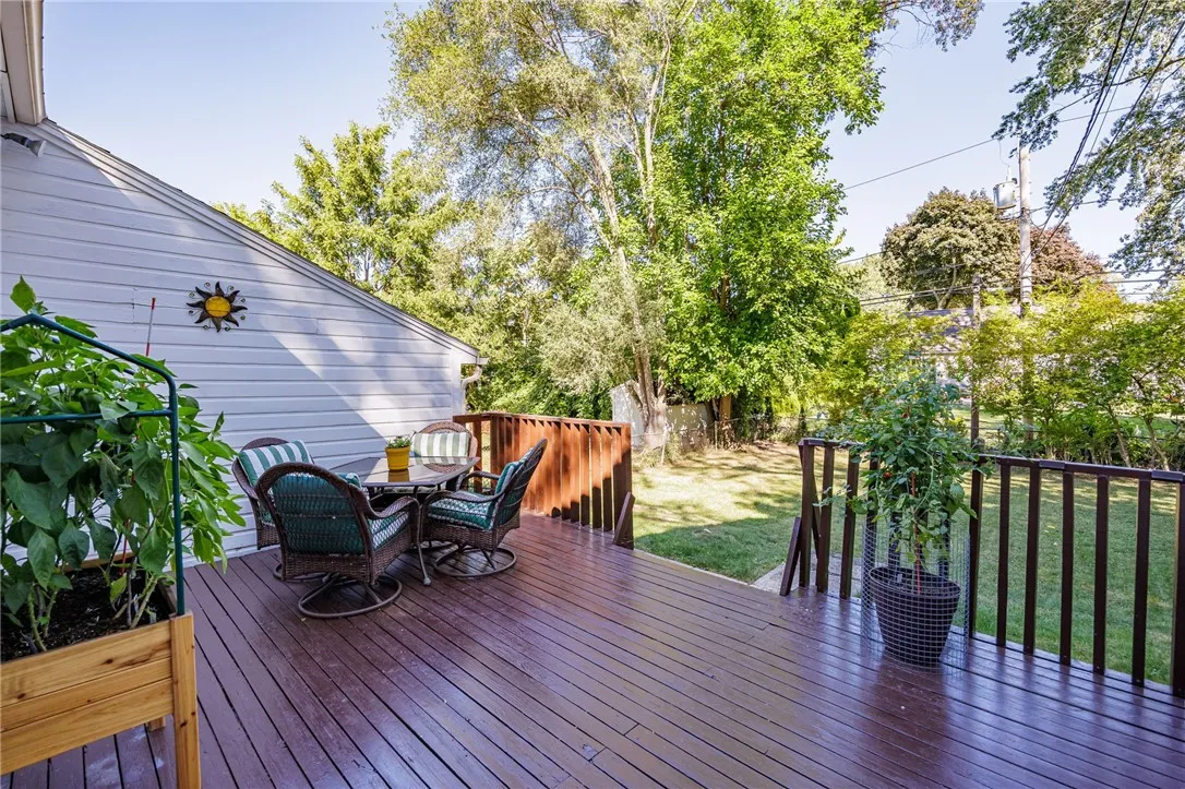 126 Cabot Road, Greece, New York 14626, Greece, New York 14626, 3 Bedrooms Bedrooms, 6 Rooms Rooms,1 BathroomBathrooms,Residential,Closed,126 Cabot Road, Greece, New York 14626,0,R1635284