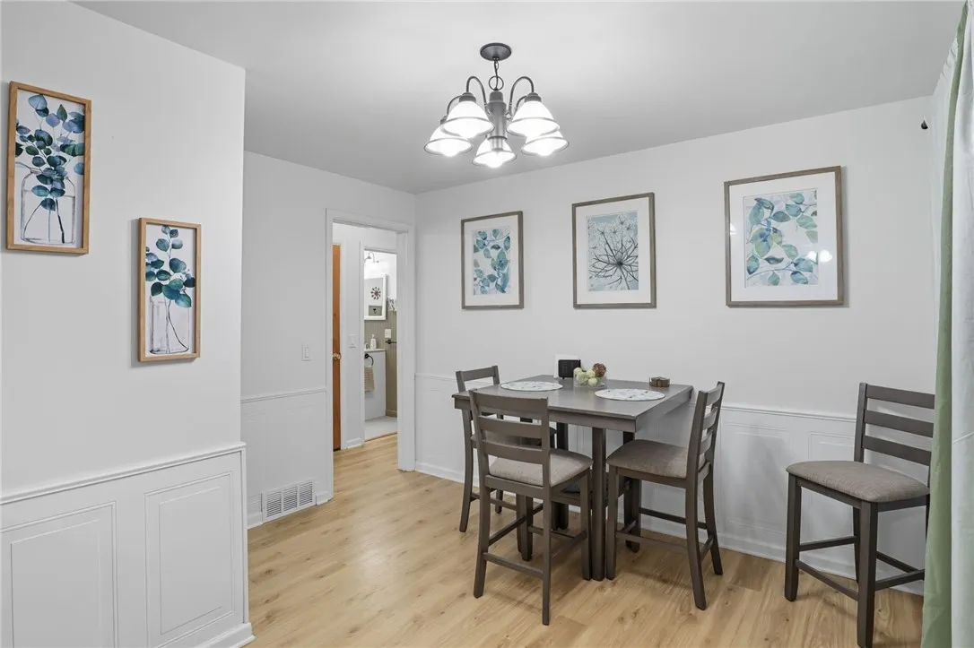 97 Morrow Drive, Greece, New York 14616, Greece, New York 14616, 2 Bedrooms Bedrooms, 7 Rooms Rooms,1 BathroomBathrooms,Residential,For Sale,97 Morrow Drive, Greece, New York 14616,0,R1640205