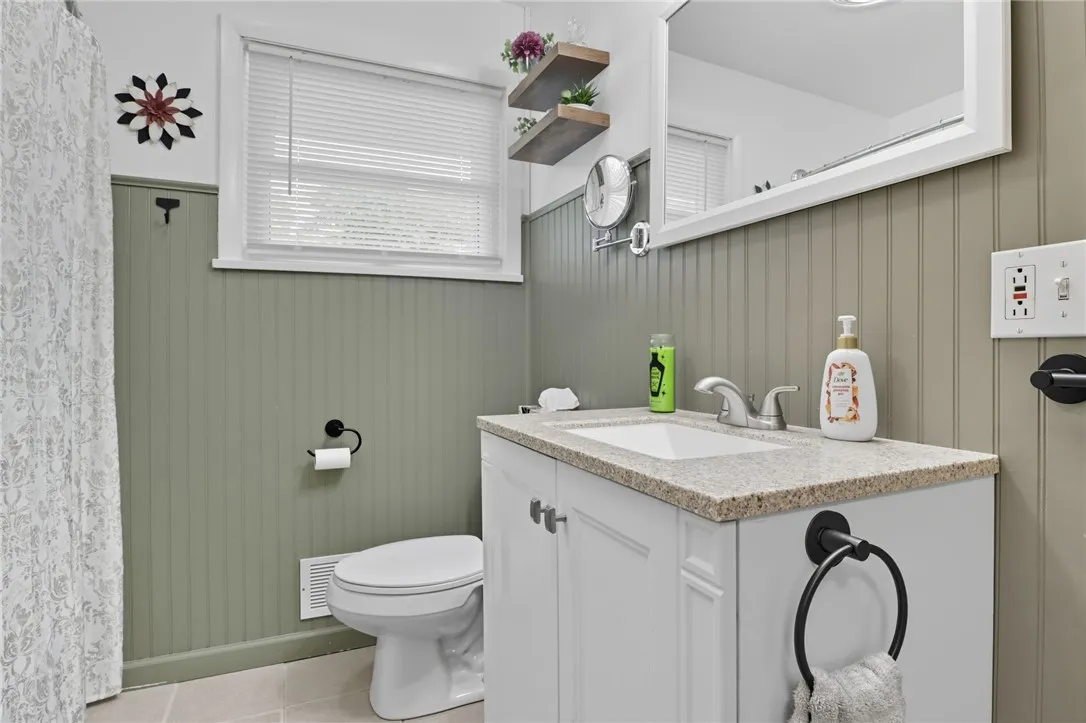 97 Morrow Drive, Greece, New York 14616, Greece, New York 14616, 2 Bedrooms Bedrooms, 7 Rooms Rooms,1 BathroomBathrooms,Residential,For Sale,97 Morrow Drive, Greece, New York 14616,0,R1640205