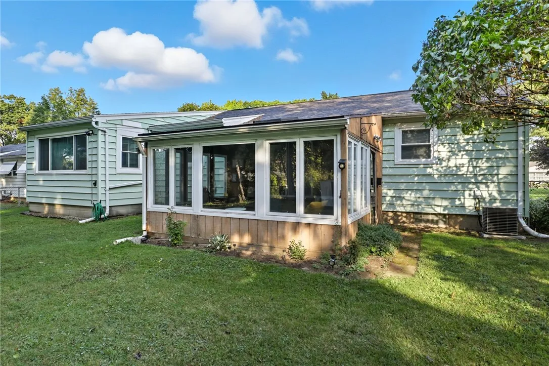 97 Morrow Drive, Greece, New York 14616, Greece, New York 14616, 2 Bedrooms Bedrooms, 7 Rooms Rooms,1 BathroomBathrooms,Residential,For Sale,97 Morrow Drive, Greece, New York 14616,0,R1640205