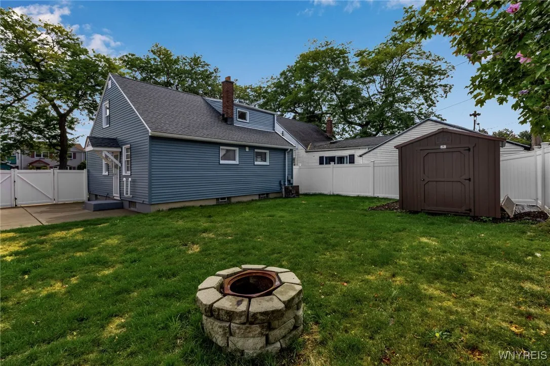 58 Marbeth Court, Buffalo, New York 14220, Buffalo, New York 14220, 3 Bedrooms Bedrooms, 5 Rooms Rooms,2 BathroomsBathrooms,Residential,For Sale,58 Marbeth Court, Buffalo, New York 14220,0,B1640079