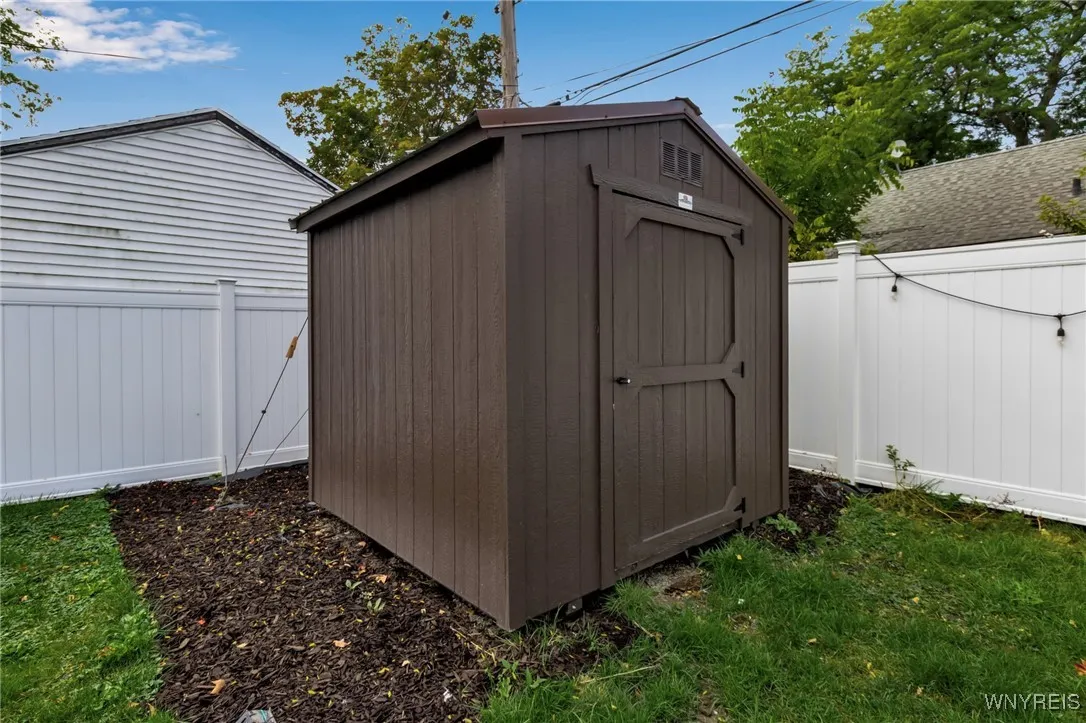 58 Marbeth Court, Buffalo, New York 14220, Buffalo, New York 14220, 3 Bedrooms Bedrooms, 5 Rooms Rooms,2 BathroomsBathrooms,Residential,For Sale,58 Marbeth Court, Buffalo, New York 14220,0,B1640079