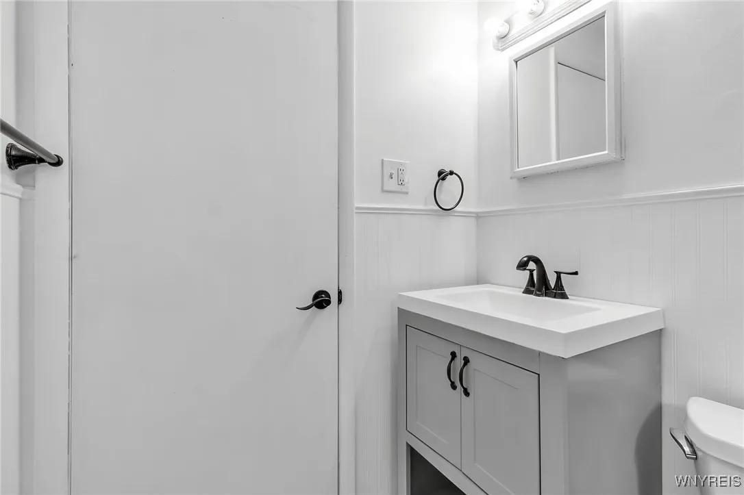 58 Marbeth Court, Buffalo, New York 14220, Buffalo, New York 14220, 3 Bedrooms Bedrooms, 5 Rooms Rooms,2 BathroomsBathrooms,Residential,For Sale,58 Marbeth Court, Buffalo, New York 14220,0,B1640079