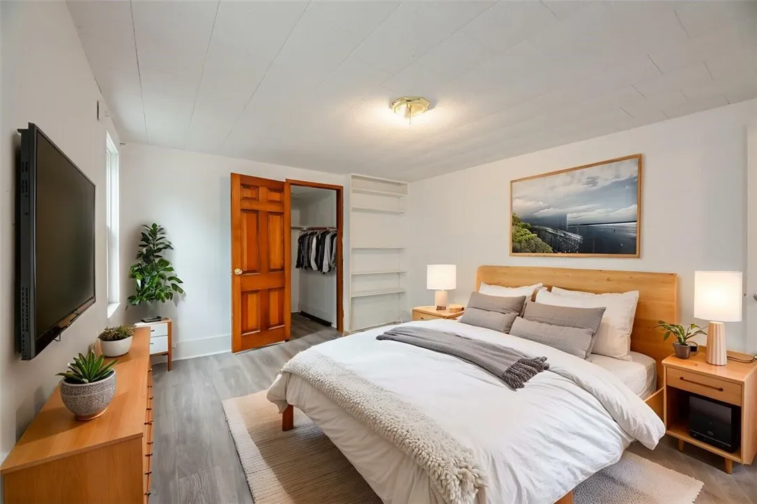 Primary Bedroom-Virtually staged