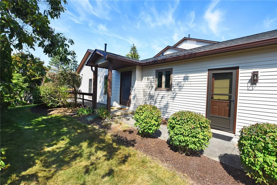 1170 Ridge Crest Drive, Victor, New York 14564, Victor, New York 14564, 2 Bedrooms Bedrooms, 7 Rooms Rooms,2 BathroomsBathrooms,Residential,Closed,1170 Ridge Crest Drive, Victor, New York 14564,0,R1640253