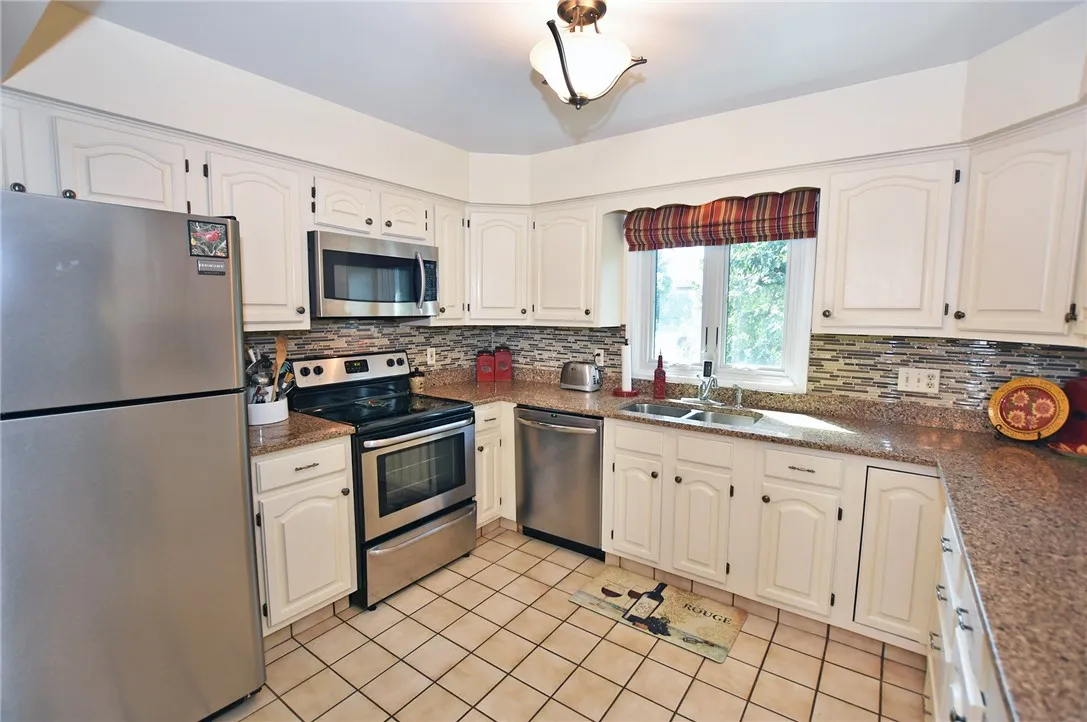 1170 Ridge Crest Drive, Victor, New York 14564, Victor, New York 14564, 2 Bedrooms Bedrooms, 7 Rooms Rooms,2 BathroomsBathrooms,Residential,Closed,1170 Ridge Crest Drive, Victor, New York 14564,0,R1640253