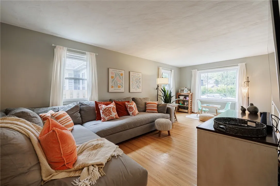 146 Leland Road, Irondequoit, New York 14617, Irondequoit, New York 14617, 3 Bedrooms Bedrooms, 7 Rooms Rooms,1 BathroomBathrooms,Residential,Closed,146 Leland Road, Irondequoit, New York 14617,0,R1633850