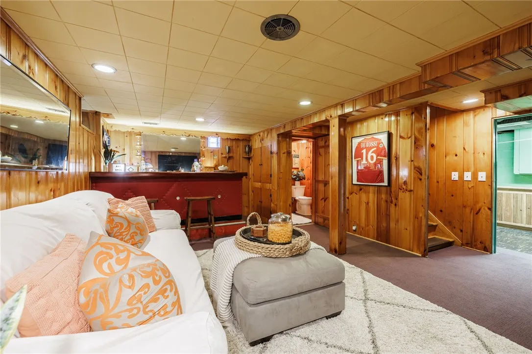 146 Leland Road, Irondequoit, New York 14617, Irondequoit, New York 14617, 3 Bedrooms Bedrooms, 7 Rooms Rooms,1 BathroomBathrooms,Residential,Closed,146 Leland Road, Irondequoit, New York 14617,0,R1633850