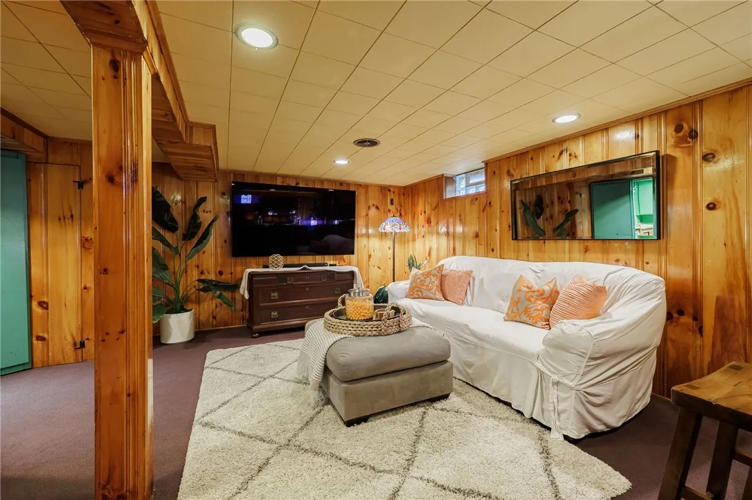 146 Leland Road, Irondequoit, New York 14617, Irondequoit, New York 14617, 3 Bedrooms Bedrooms, 7 Rooms Rooms,1 BathroomBathrooms,Residential,Closed,146 Leland Road, Irondequoit, New York 14617,0,R1633850