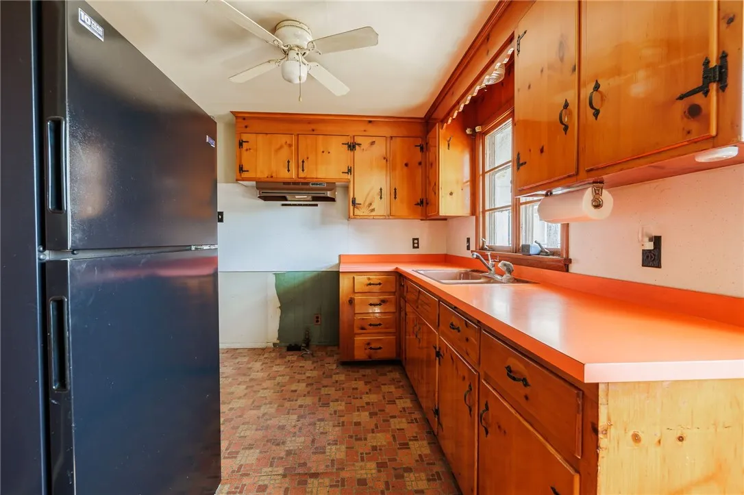 198 Skycrest Drive, Greece, New York 14616, Greece, New York 14616, 3 Bedrooms Bedrooms, 7 Rooms Rooms,1 BathroomBathrooms,Residential,Closed,198 Skycrest Drive, Greece, New York 14616,0,R1638059