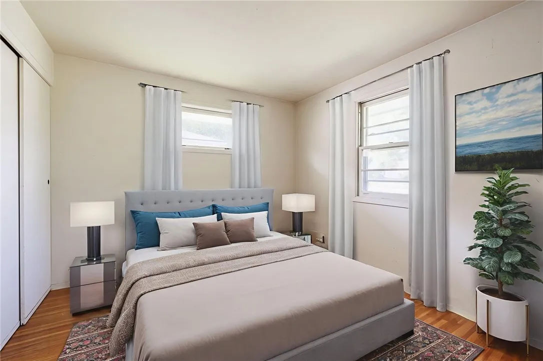 This is virtually staged to show potential