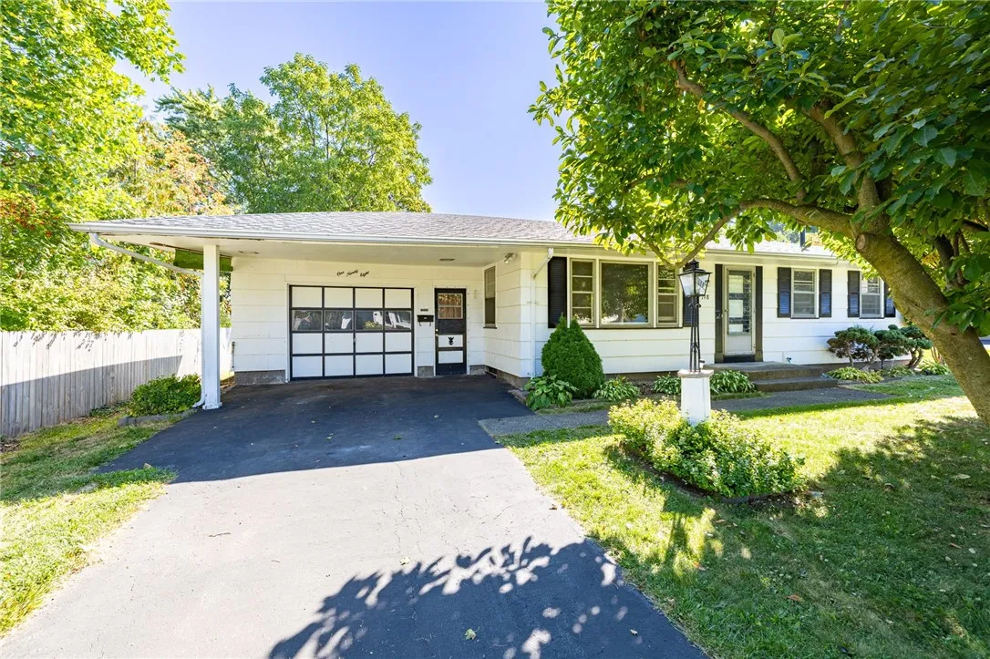 198 Skycrest Drive, Greece, New York 14616, Greece, New York 14616, 3 Bedrooms Bedrooms, 7 Rooms Rooms,1 BathroomBathrooms,Residential,Closed,198 Skycrest Drive, Greece, New York 14616,0,R1638059