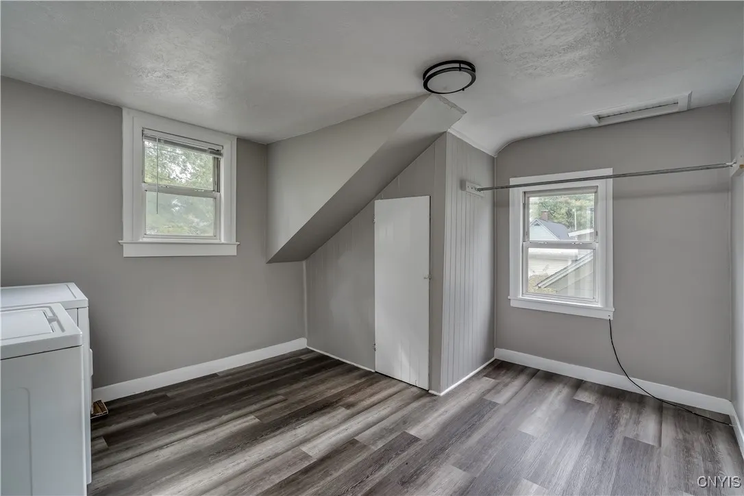 159 Murray Street, Cape Vincent, New York 13618, Cape Vincent, New York 13618, 4 Bedrooms Bedrooms, 9 Rooms Rooms,1 BathroomBathrooms,Residential,Closed,159 Murray Street, Cape Vincent, New York 13618,0,S1639200