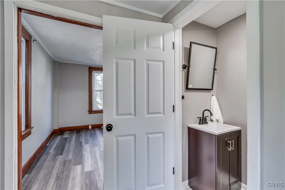 159 Murray Street, Cape Vincent, New York 13618, Cape Vincent, New York 13618, 4 Bedrooms Bedrooms, 9 Rooms Rooms,1 BathroomBathrooms,Residential,Closed,159 Murray Street, Cape Vincent, New York 13618,0,S1639200