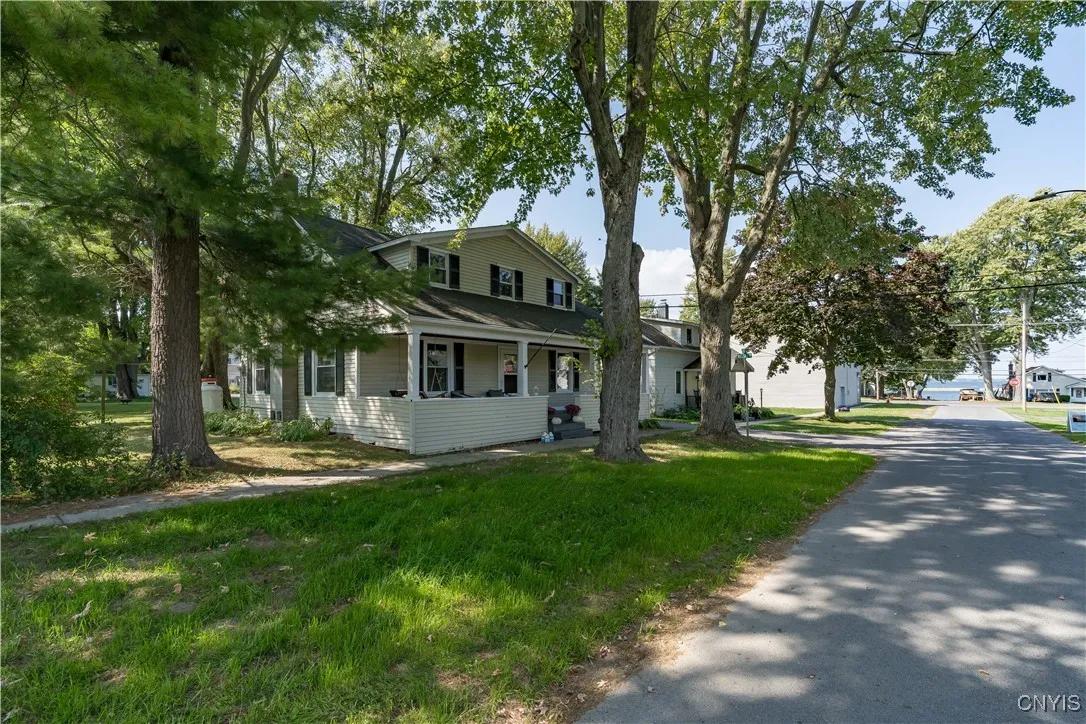 159 Murray Street, Cape Vincent, New York 13618, Cape Vincent, New York 13618, 4 Bedrooms Bedrooms, 9 Rooms Rooms,1 BathroomBathrooms,Residential,Closed,159 Murray Street, Cape Vincent, New York 13618,0,S1639200