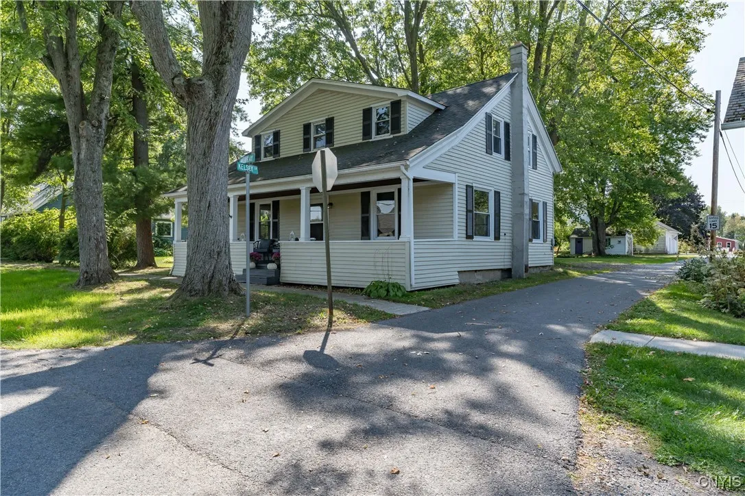 159 Murray Street, Cape Vincent, New York 13618, Cape Vincent, New York 13618, 4 Bedrooms Bedrooms, 9 Rooms Rooms,1 BathroomBathrooms,Residential,Closed,159 Murray Street, Cape Vincent, New York 13618,0,S1639200